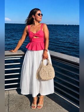 VIRAL ZARA LUXURY MIDI SUMMER /VACATION SKIRT SIZE L
🚨NO DISCOUNT ON THIS SKIRT